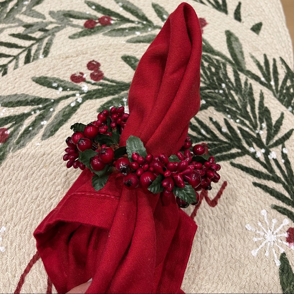 Red Berry Napkin Rings